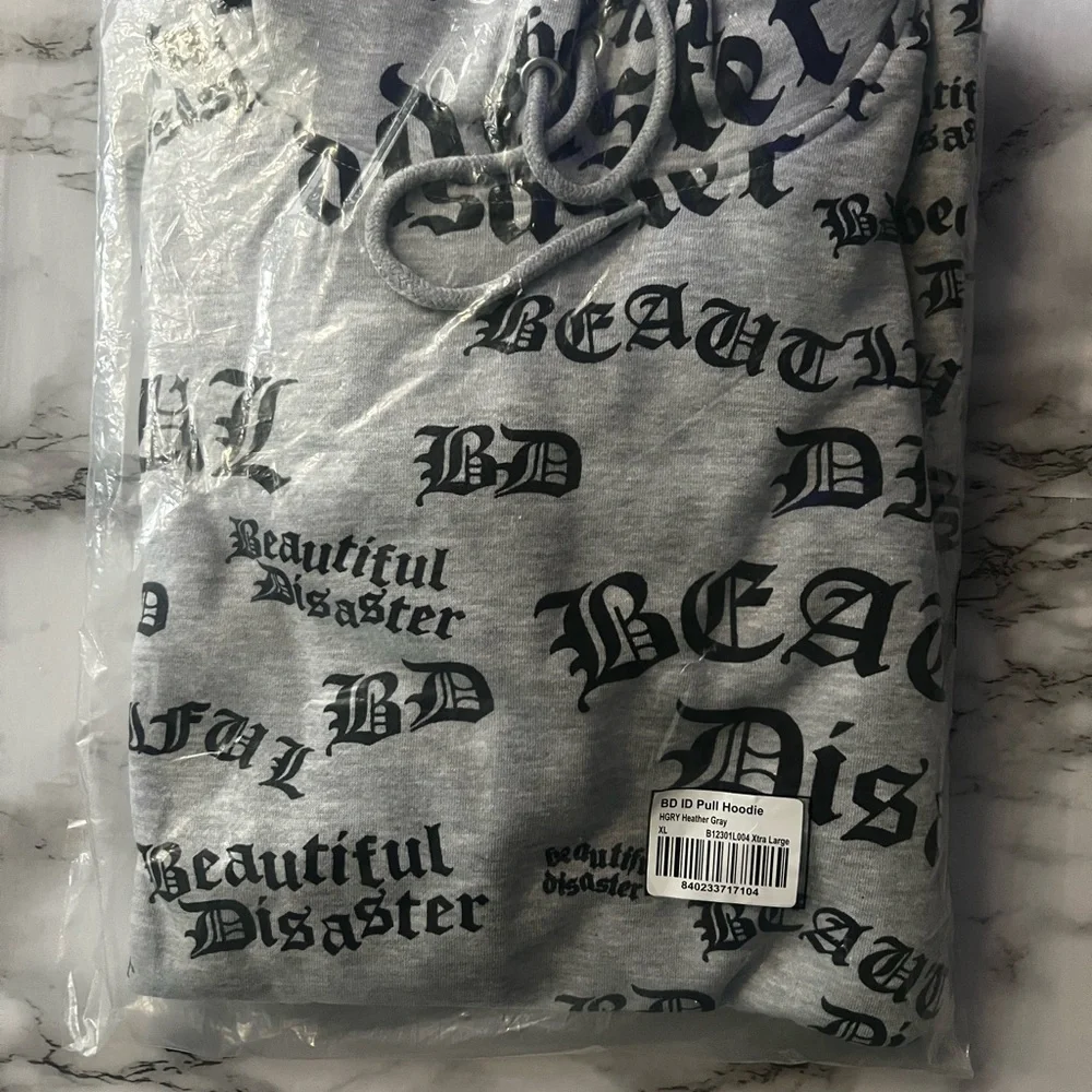 Beautiful Disaster Identity Collection XL Hoodie Brand New! 🆕 - Picture 3 of 3